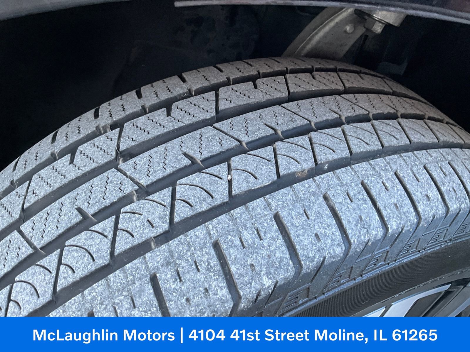 Certified 2023 Volvo XC60 B5 Plus w/ Climate Package image 16