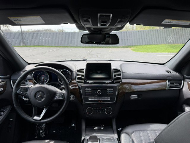 Used 2017 Mercedes-Benz GLS 450 4MATIC image 10