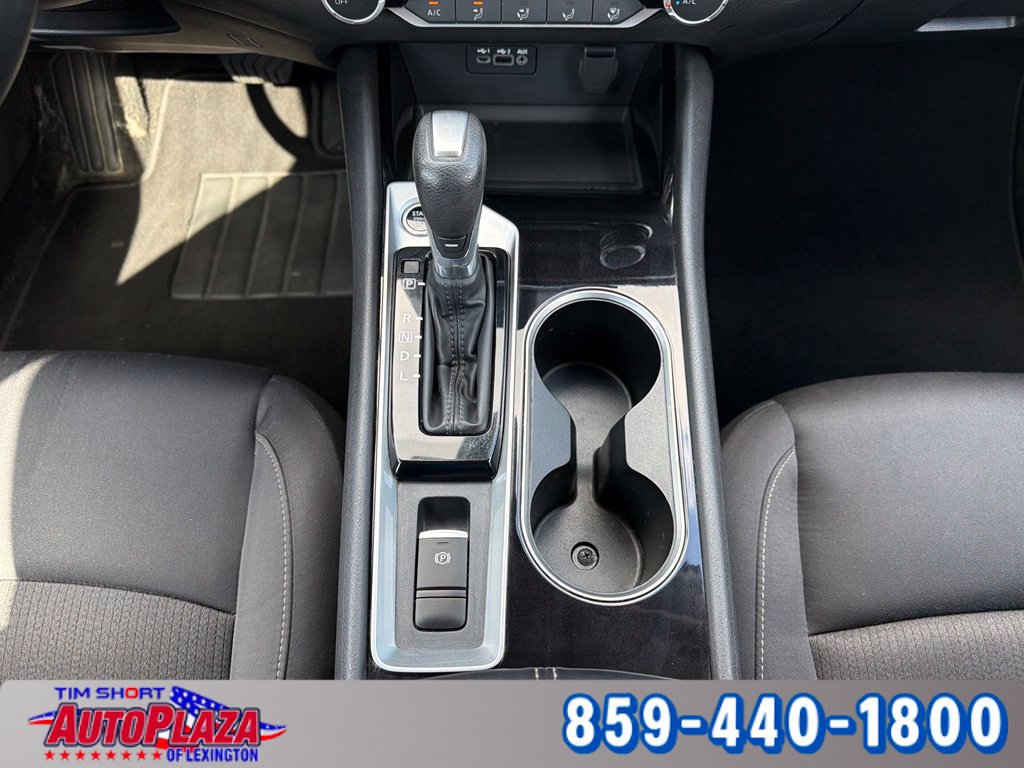 Used 2024 Nissan Altima 2.5 SV AWD/4WD image 14