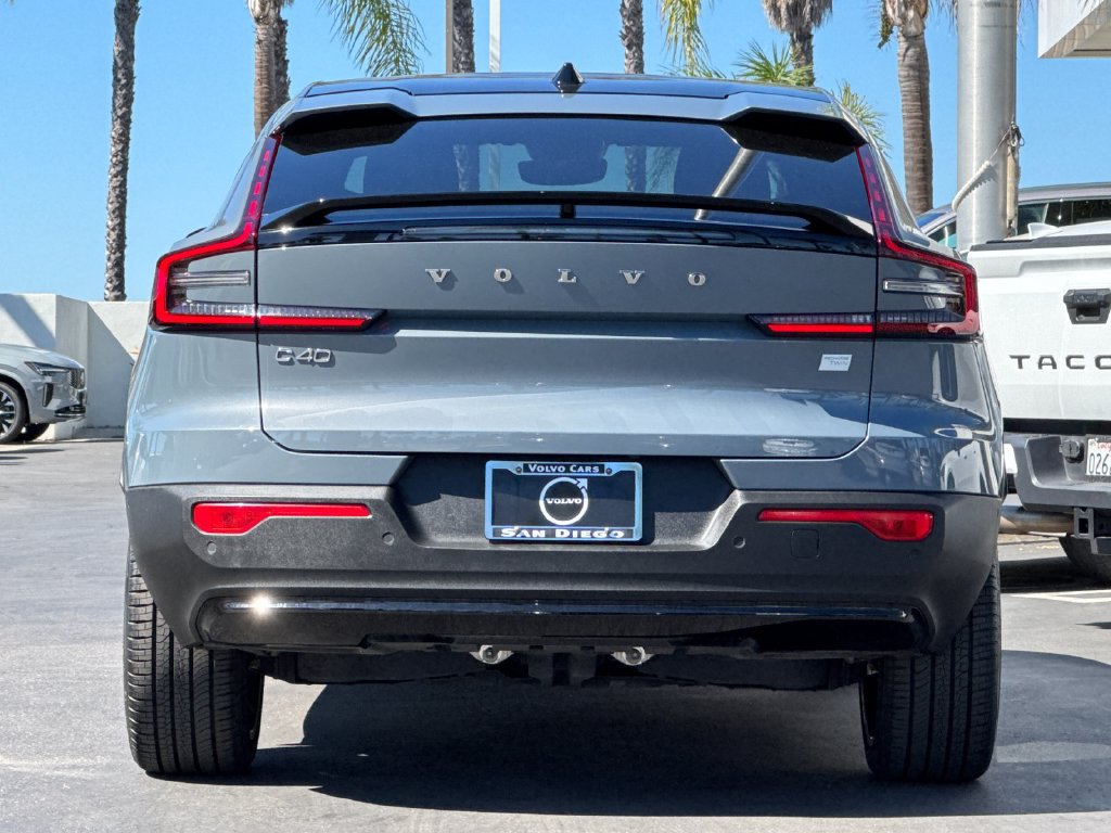 Certified 2023 Volvo C40 P8 Recharge Ultimate AWD/4WD image 4