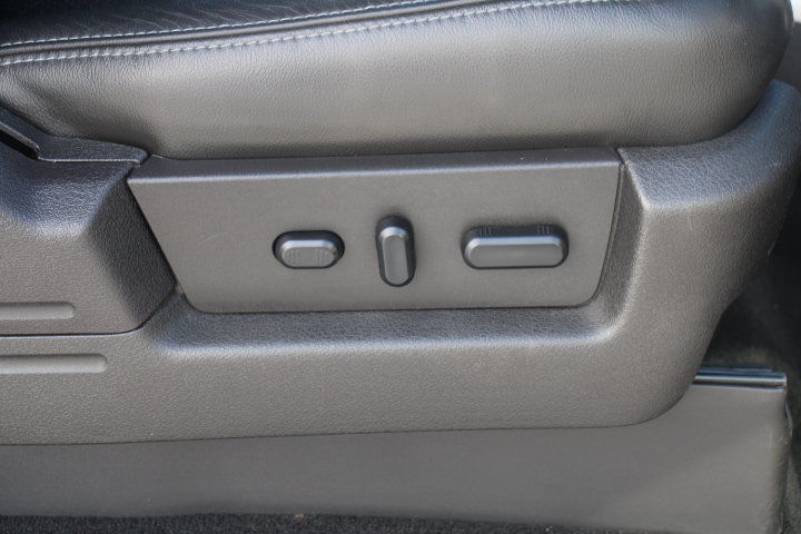 Used 2013 Ford F150 Lariat w/ Luxury Equipment Group AWD/4WD image 22
