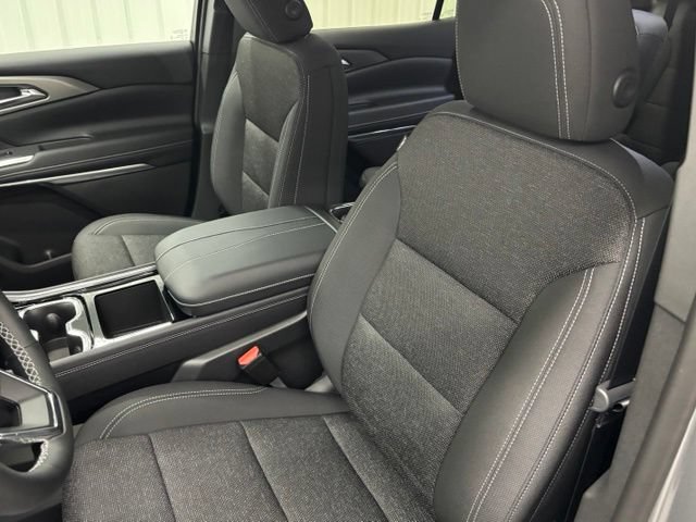 New 2027 Chevrolet Traverse LT w/ Driver Confidence Package FWD image 18