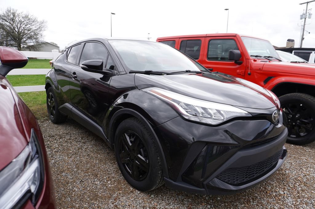 Used 2020 Toyota C-HR LE image 10