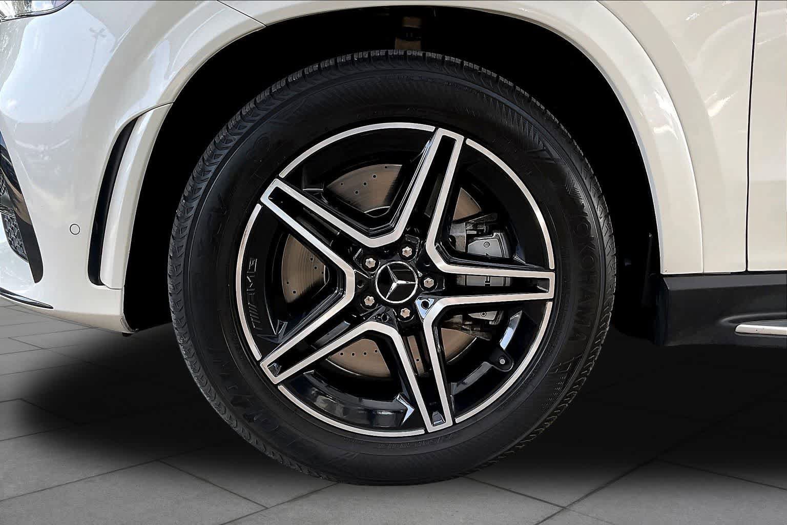 Used 2023 Mercedes-Benz GLE 53 AMG 4MATIC image 11