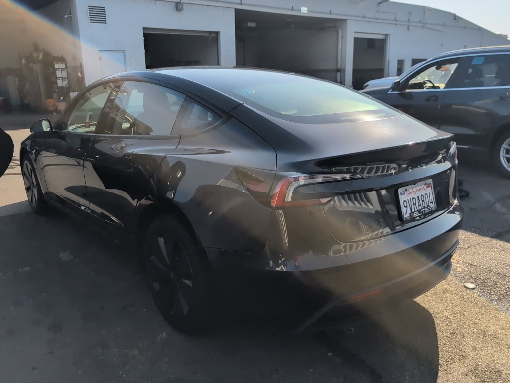 Used 2024 Tesla Model 3 Standard Range RWD image 7
