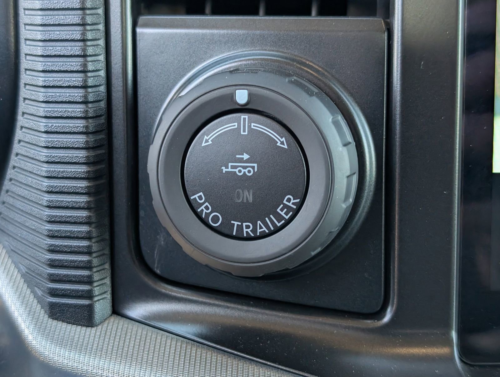 Used 2025 Ford F150 Platinum w/ Equipment Group 703A Plus image 17