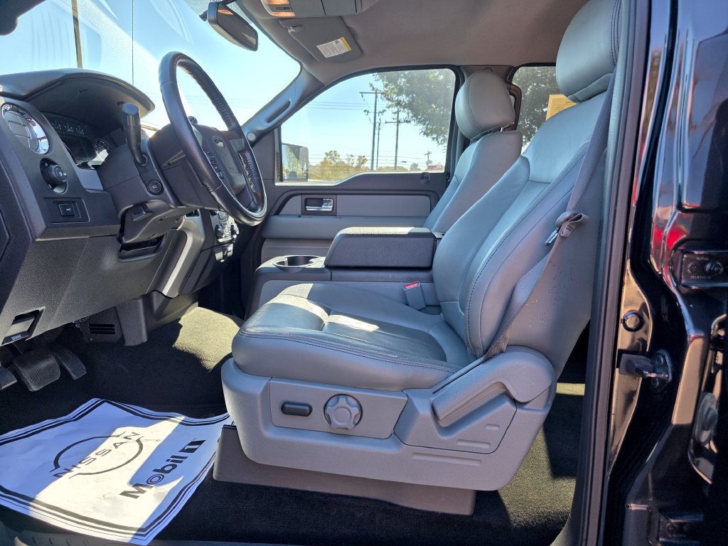 Used 2014 Ford F150 XLT w/ Equipment Group 302A Luxury AWD/4WD image 16