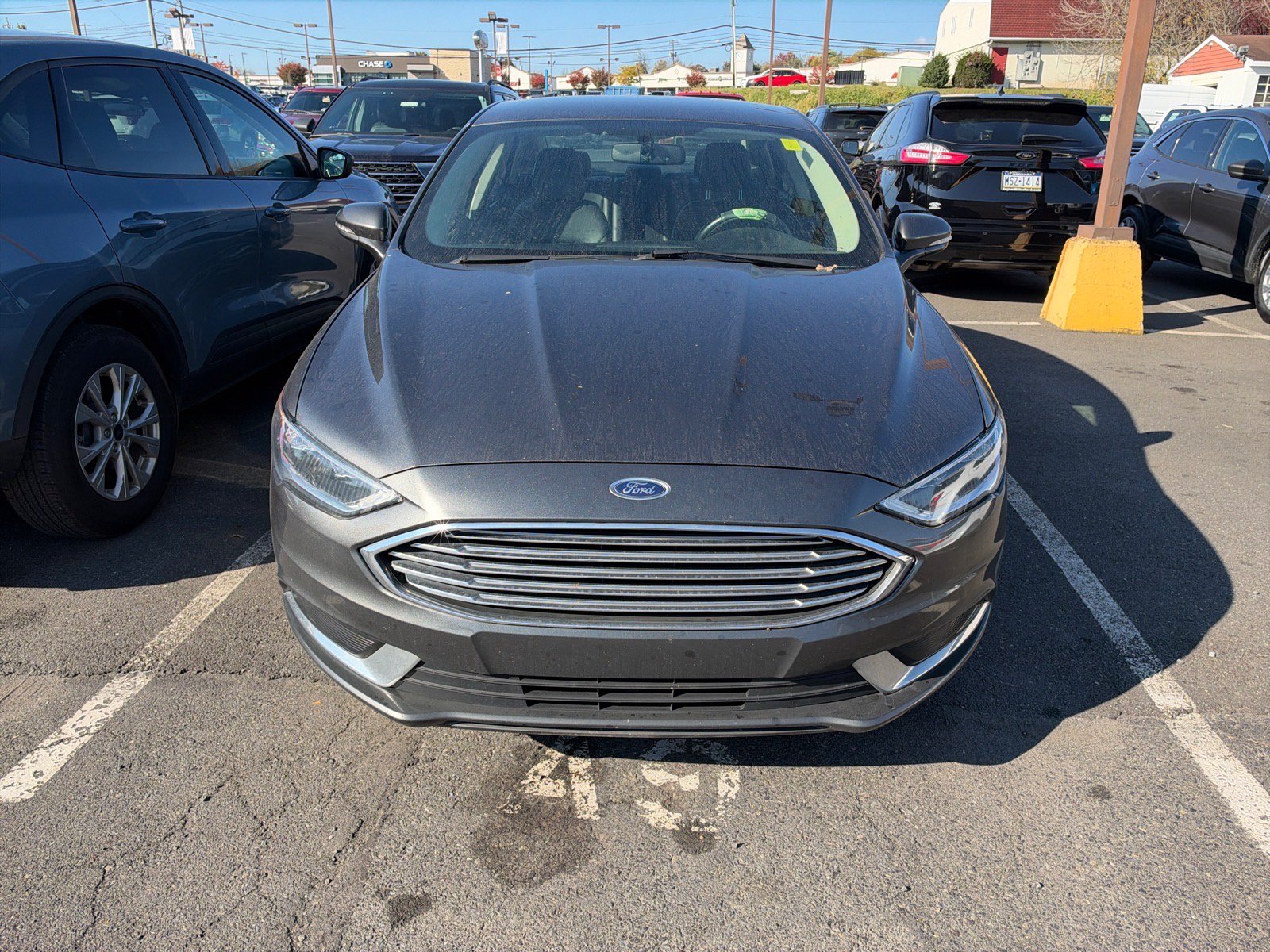 Used 2018 Ford Fusion Energi SE FWD image 2