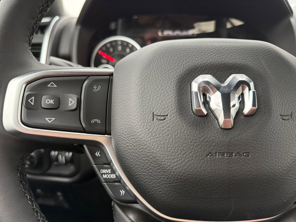 New 2026 RAM 1500 4x4 Crew Cab image 25