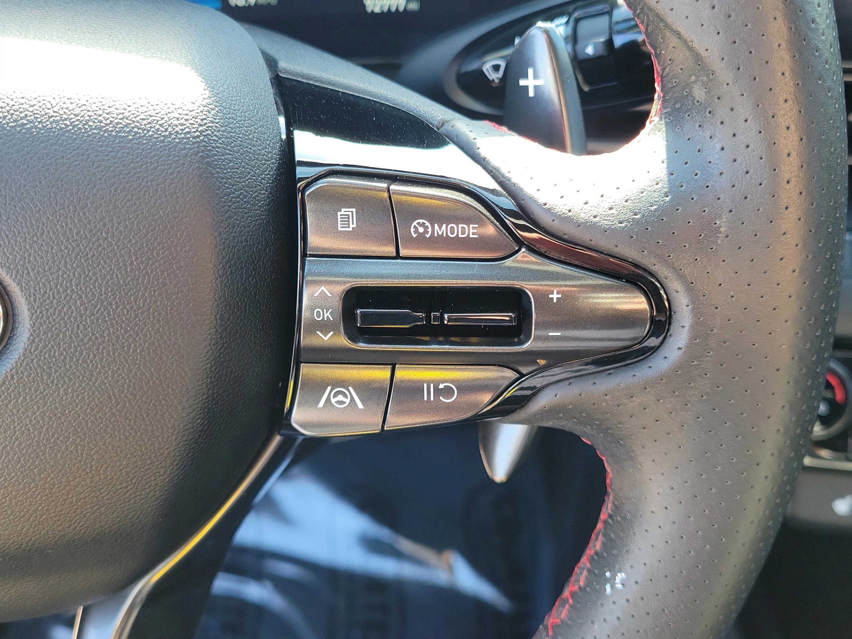 Certified 2023 Hyundai Elantra N Line image 19