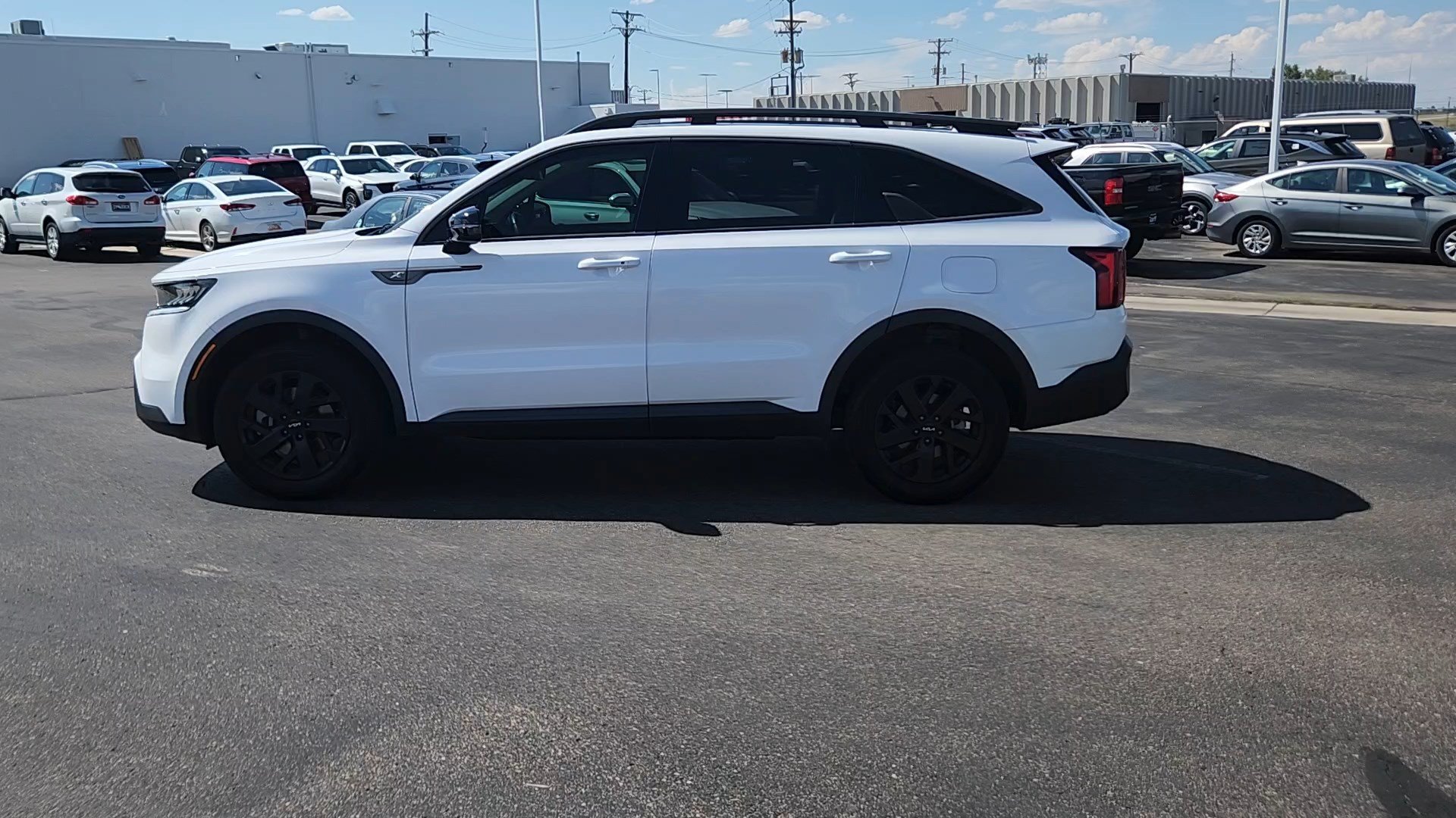 Used 2022 Kia Sorento S w/ Panoramic Sunroof Package AWD/4WD image 2
