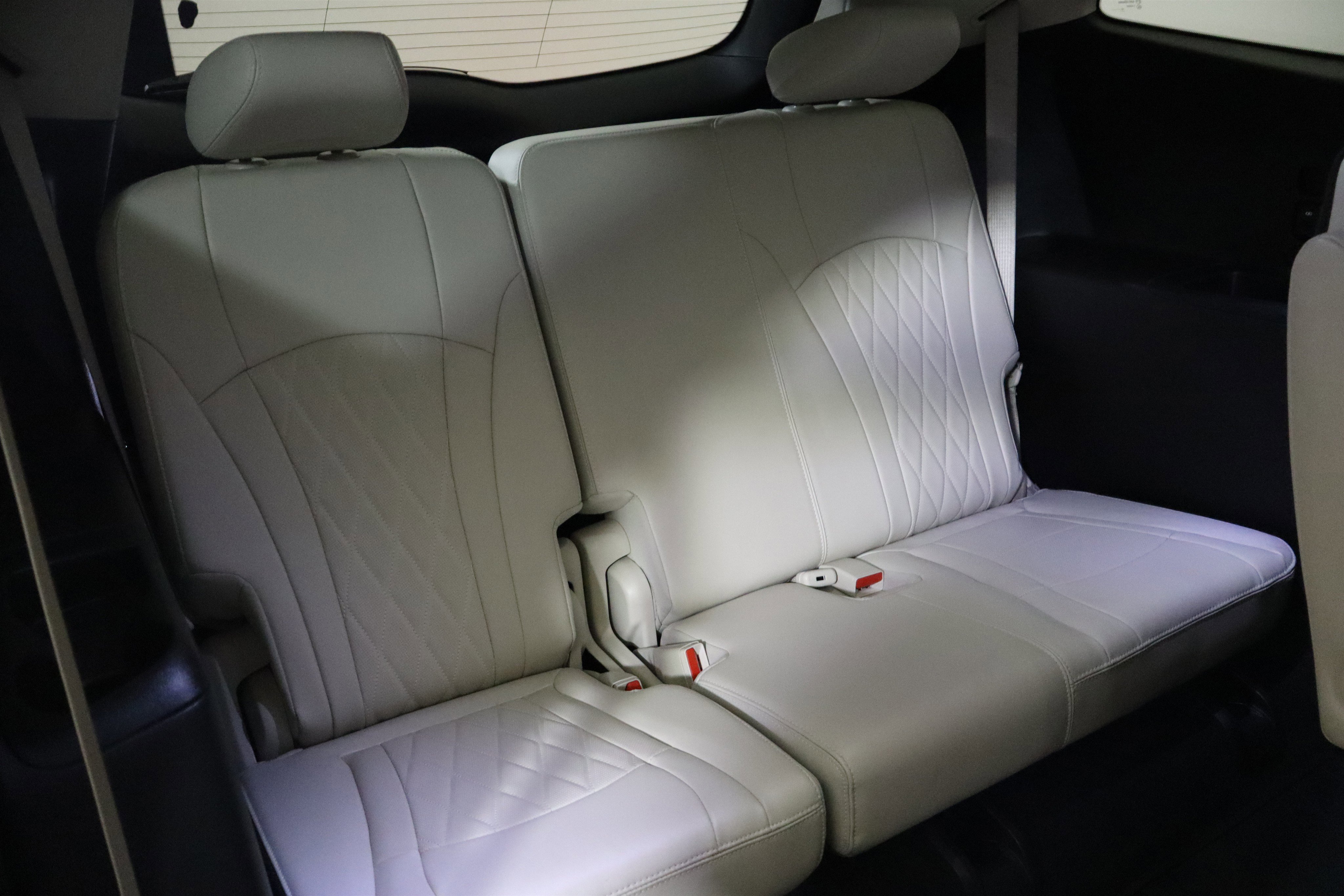 Used 2023 Buick Enclave Avenir w/ Avenir Technology Package image 22