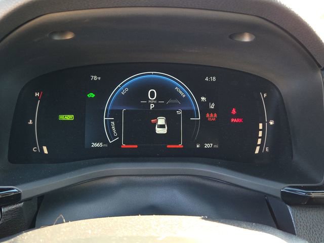 Used 2025 Toyota Camry SE image 30