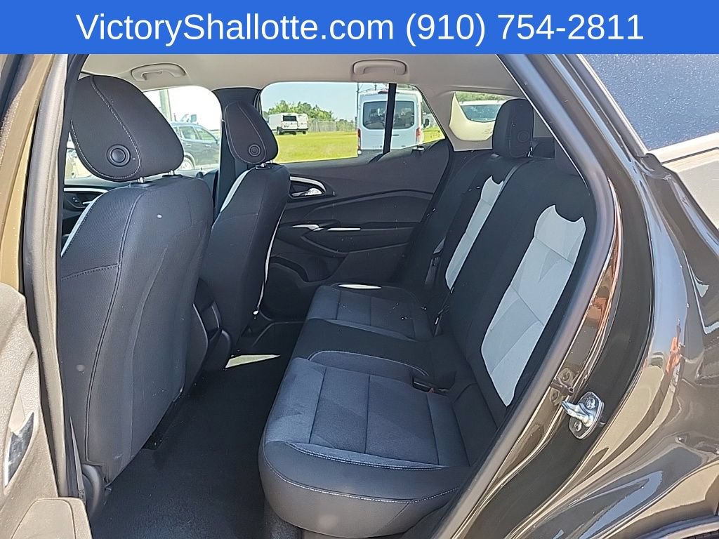 Used 2024 Chevrolet Trax LS FWD image 20