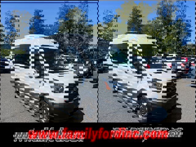 Used 2017 Ford Transit 350 XL image 1