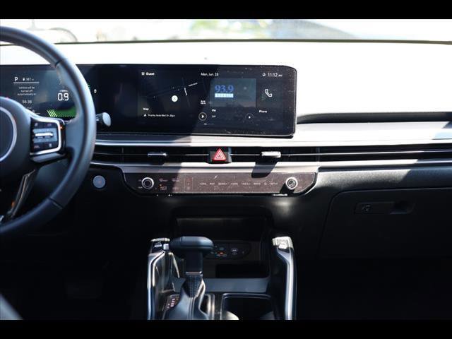 Used 2025 Kia Sorento S image 11