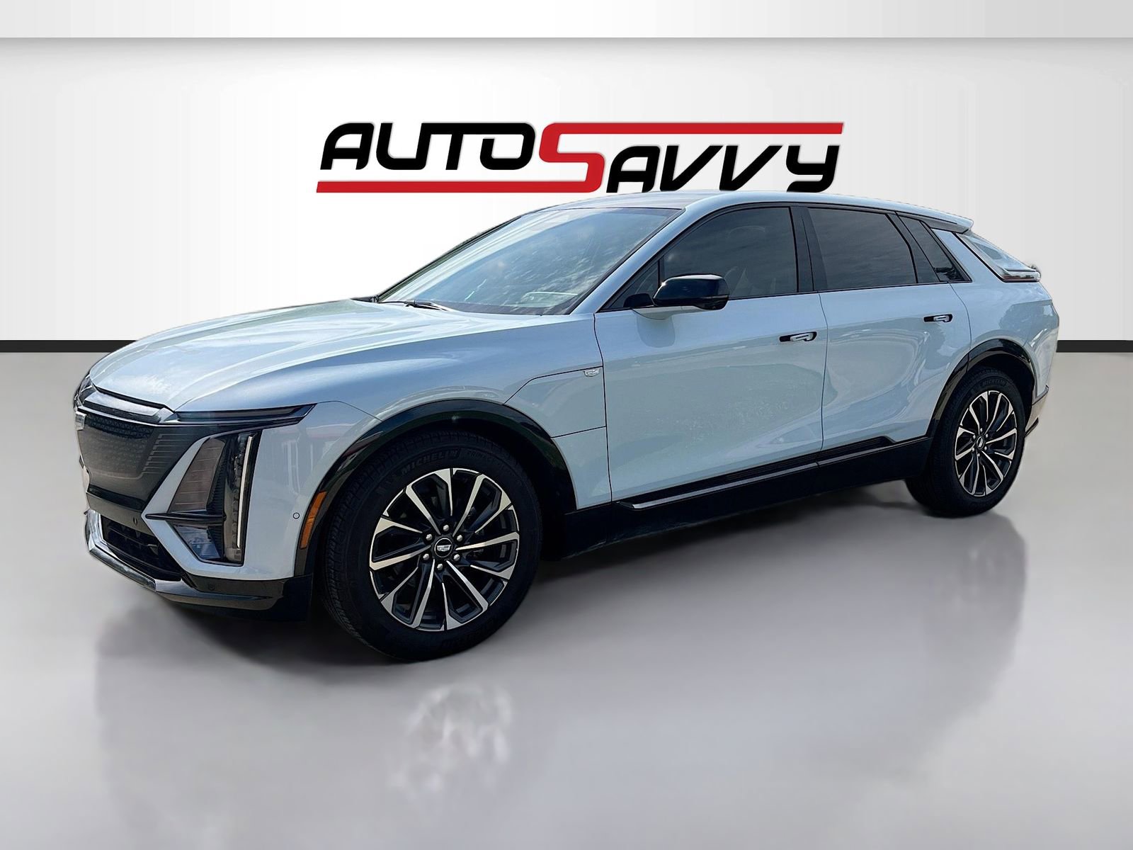 Used 2025 Cadillac Lyriq Sport RWD image 3