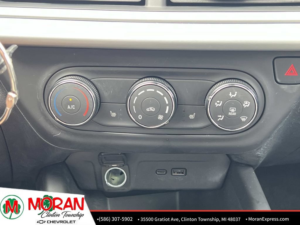 Certified 2025 Chevrolet Trax RS w/ Driver Confidence Package FWD image 22