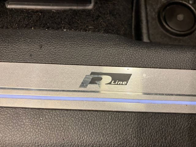 Used 2019 Volkswagen Tiguan SEL Premium R-Line AWD/4WD image 39