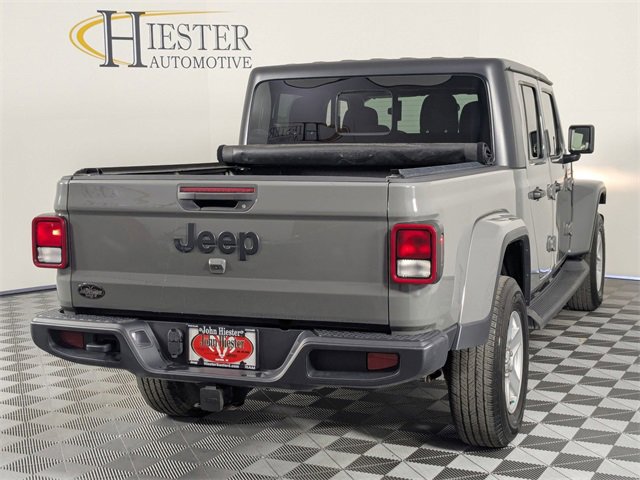 Used 2021 Jeep Gladiator Sport image 7