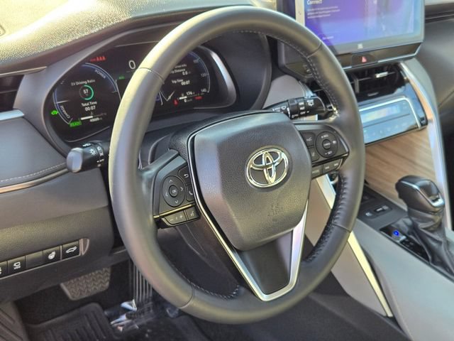 Used 2024 Toyota Venza Limited AWD/4WD image 19