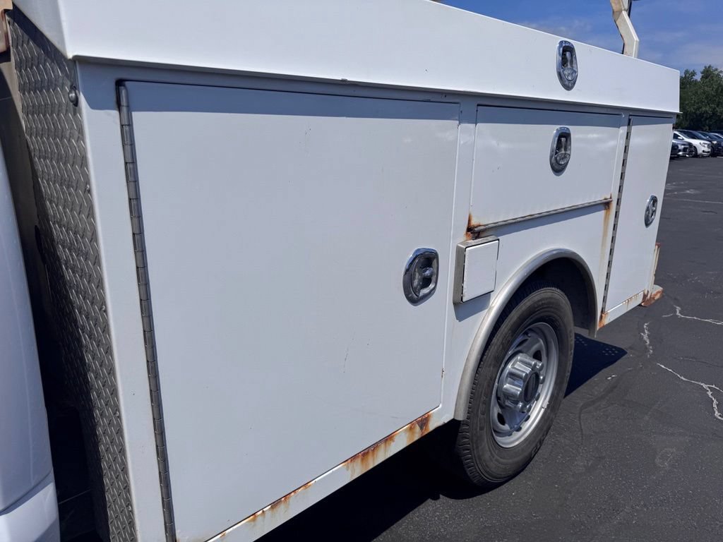 Used 2022 Ford F250 XL w/ Power Equipment Group RWD image 29