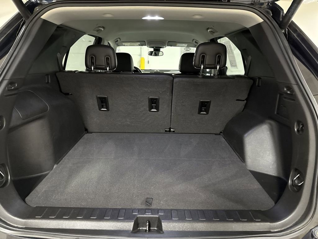 Used 2020 Chevrolet Equinox Premier image 23