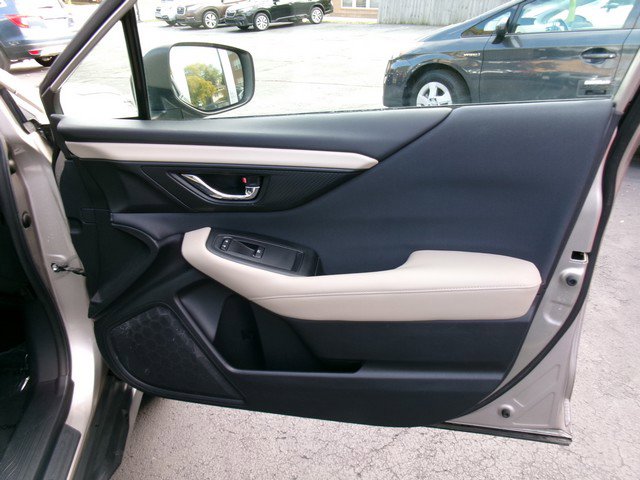 Used 2020 Subaru Outback Premium image 20