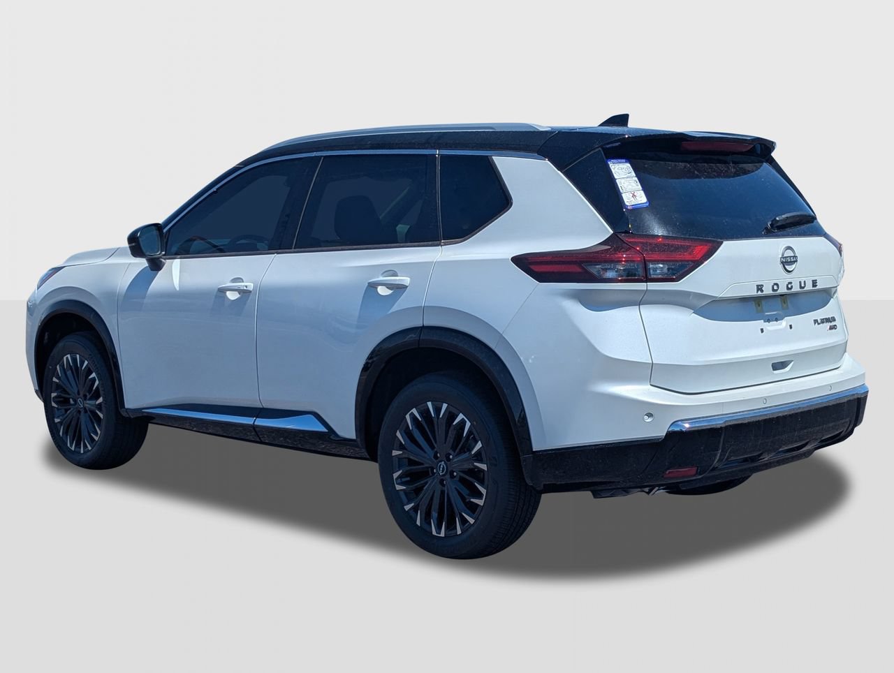 New 2026 Nissan Rogue Platinum w/ Platinum Premium Package AWD/4WD image 3