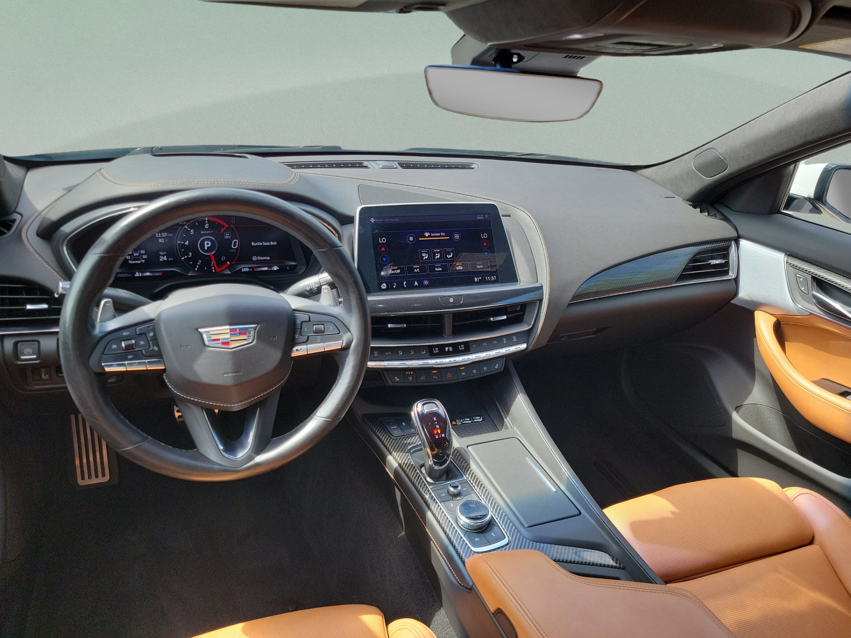 Used 2023 Cadillac CT5 V w/ Platinum Package RWD image 9