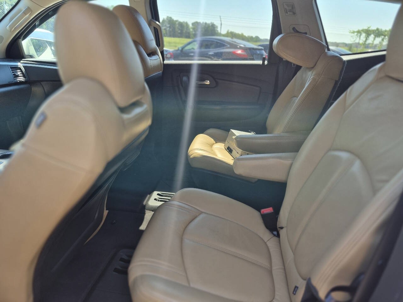 Used 2012 Chevrolet Traverse LT w/ All-Star Edition AWD/4WD image 18