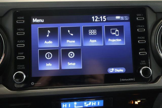 Used 2022 Toyota Tacoma TRD Off-Road image 25