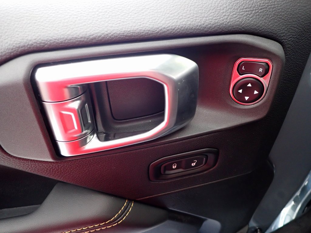 New 2025 Jeep Wrangler Unlimited Rubicon 392 image 14