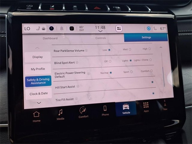 New 2025 Jeep Grand Cherokee L Limited w/ Black Appearance Package image 11