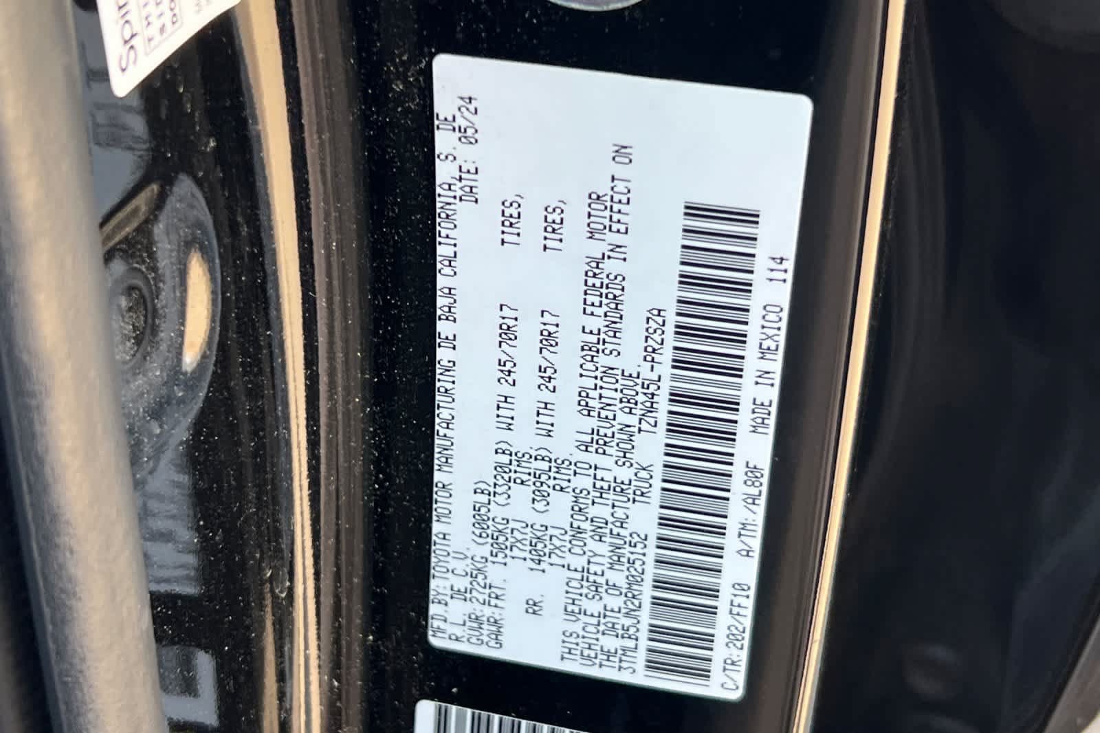 Certified 2024 Toyota Tacoma SR5 w/ SR5 Upgrade Package AWD/4WD image 26