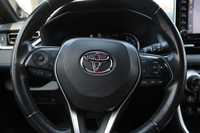 Used 2019 Toyota RAV4 XSE w/ Carpet Mat Package AWD/4WD image 12