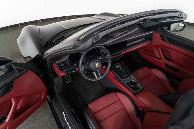 Used 2025 Porsche 911 Targa 4 GTS image 16