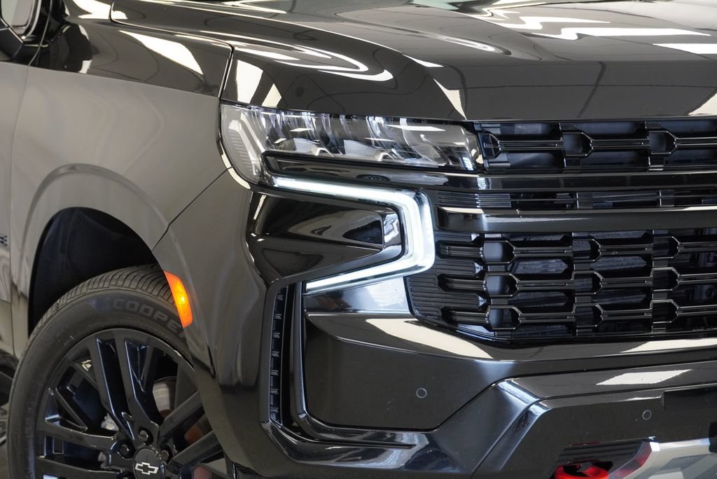 Certified 2023 Chevrolet Tahoe Z71 w/ Luxury Package AWD/4WD image 38