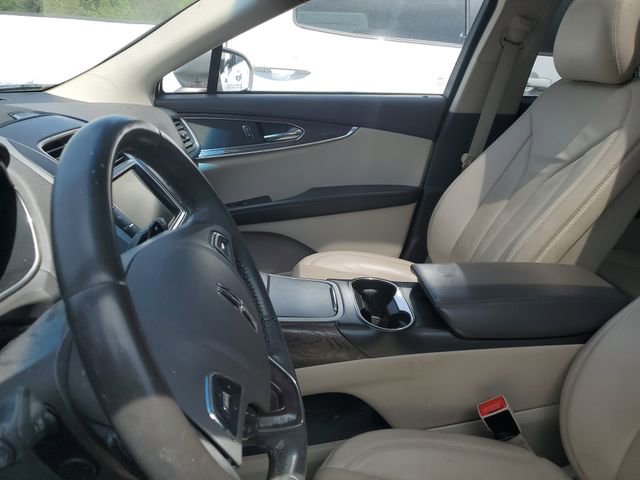 Used 2016 Lincoln MKX Reserve w/ Driver Assistance Package image 10