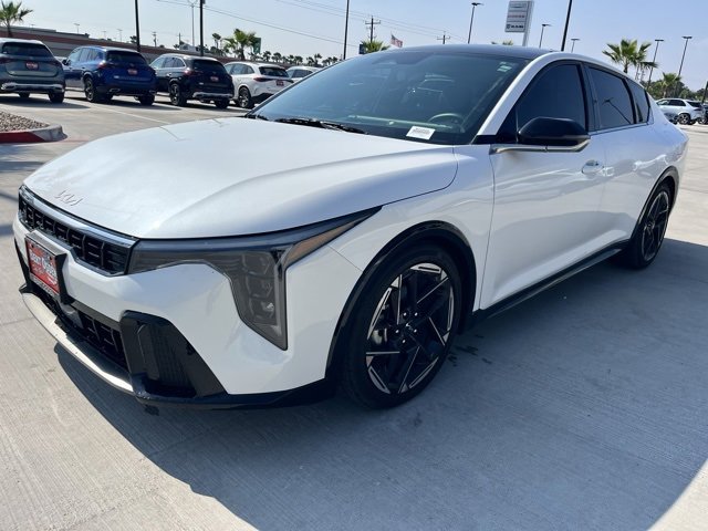 Used 2025 Kia K4 GT-Line w/ GT-Line Sunroof Package image 2