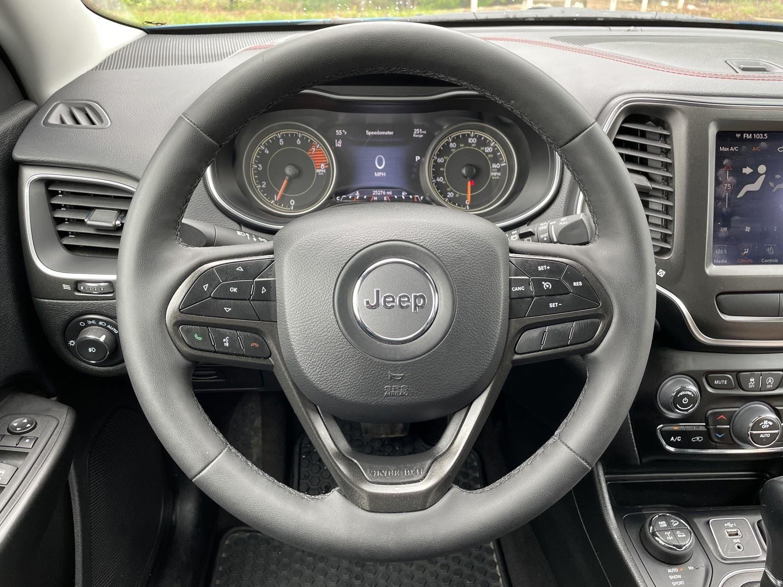 Used 2022 Jeep Cherokee Trailhawk w/ Sound & Nav Group AWD/4WD image 16