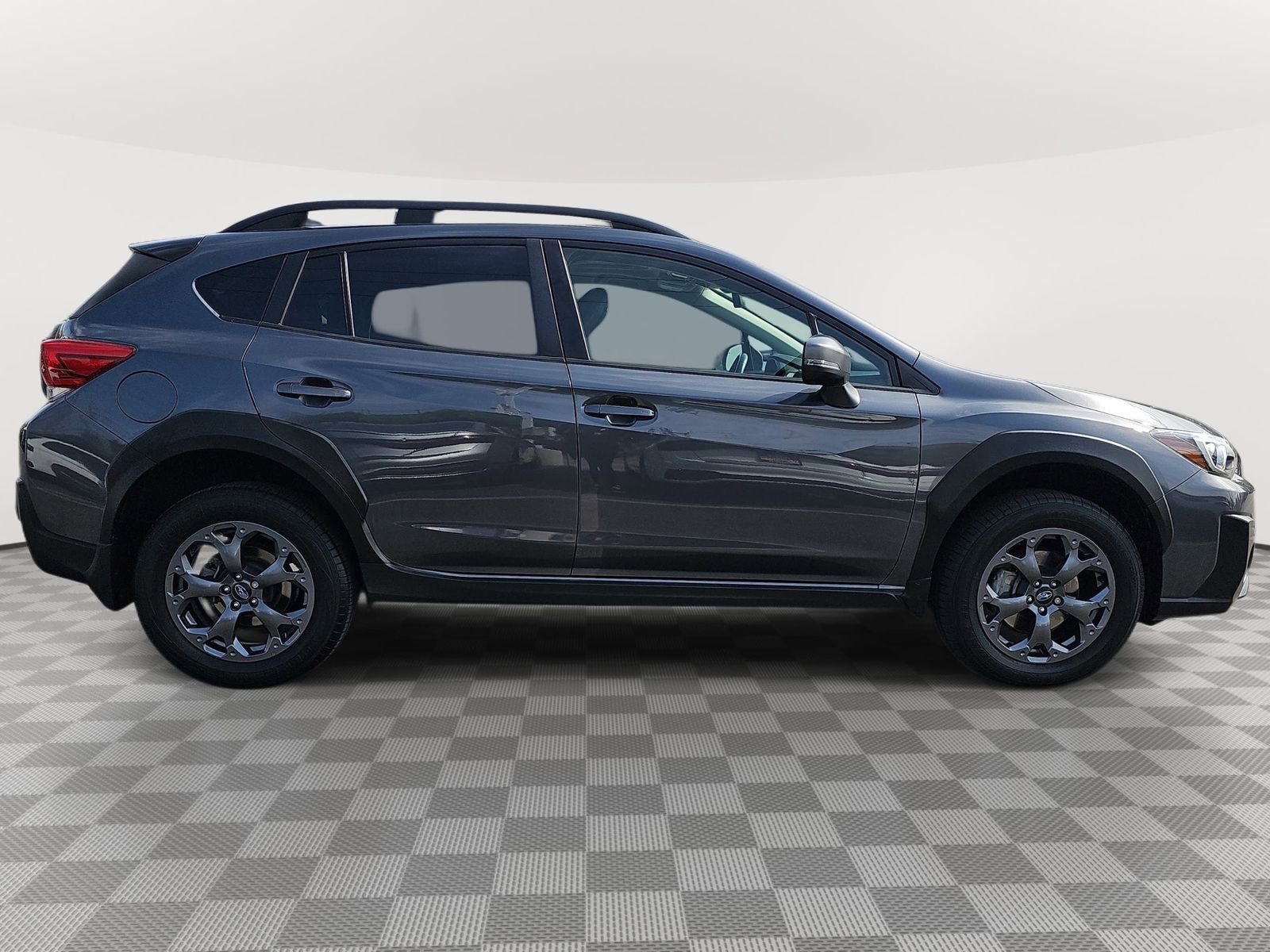 Used 2022 Subaru Crosstrek 2.5i Sport w/ Moonroof Package image 4