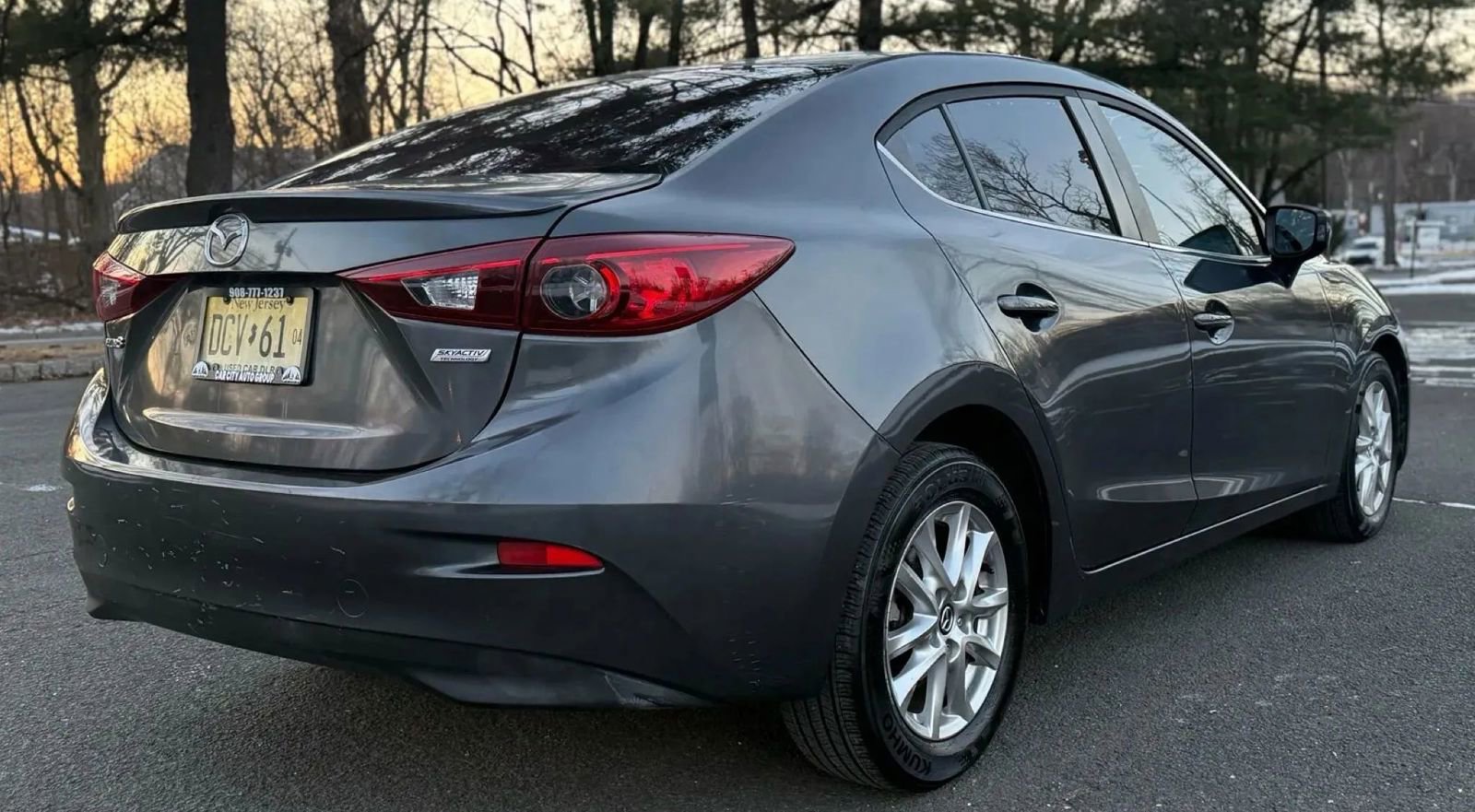 Used 2014 MAZDA MAZDA3 i Touring image 6