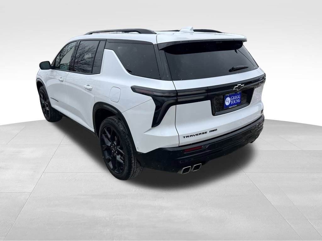 Used 2024 Chevrolet Traverse RS image 4