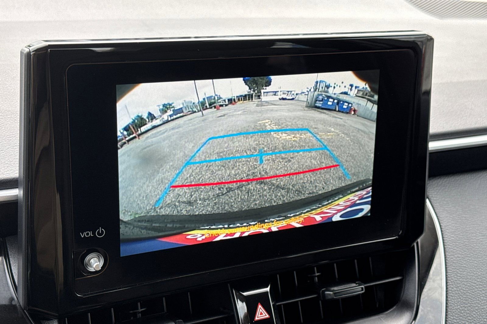 Used 2025 Toyota Corolla LE image 19