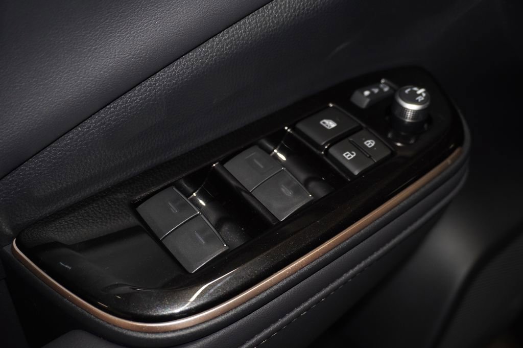 New 2026 Toyota Crown XLE image 16