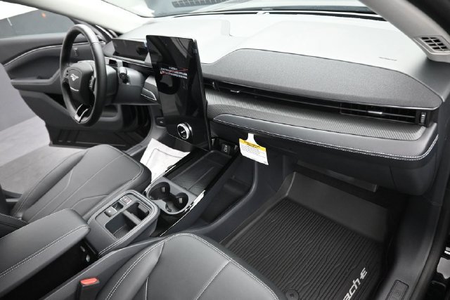 Certified 2026 Ford Mustang Mach-E Select w/ Technology Package AWD/4WD image 28