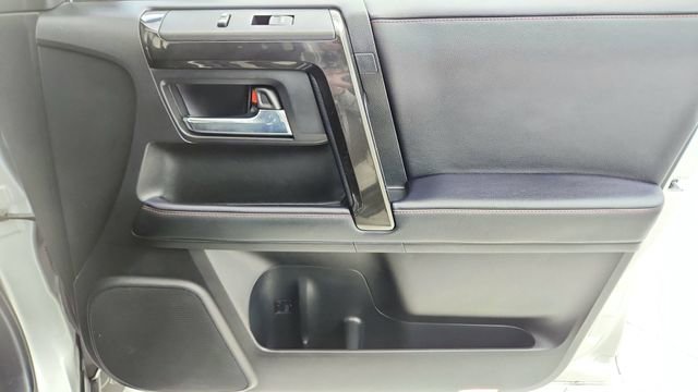 Used 2022 Toyota 4Runner TRD Off-Road image 23