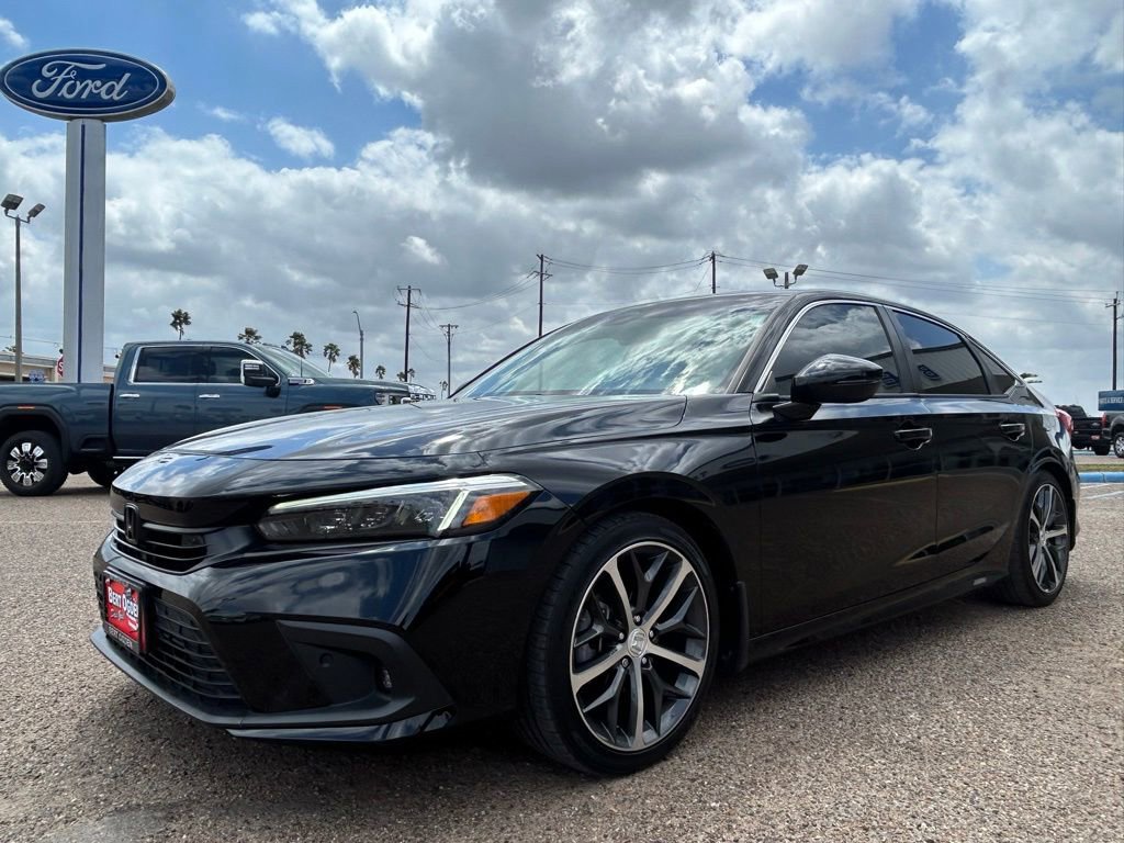 Used 2024 Honda Civic Touring image 3