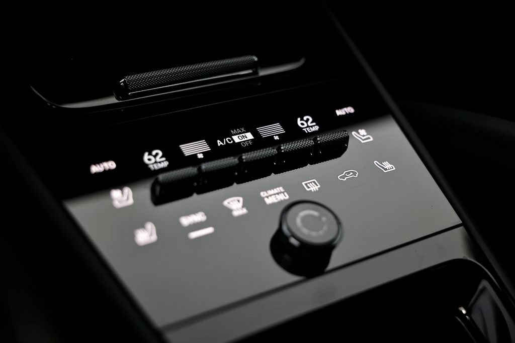 New 2026 Porsche Cayenne AWD/4WD image 40